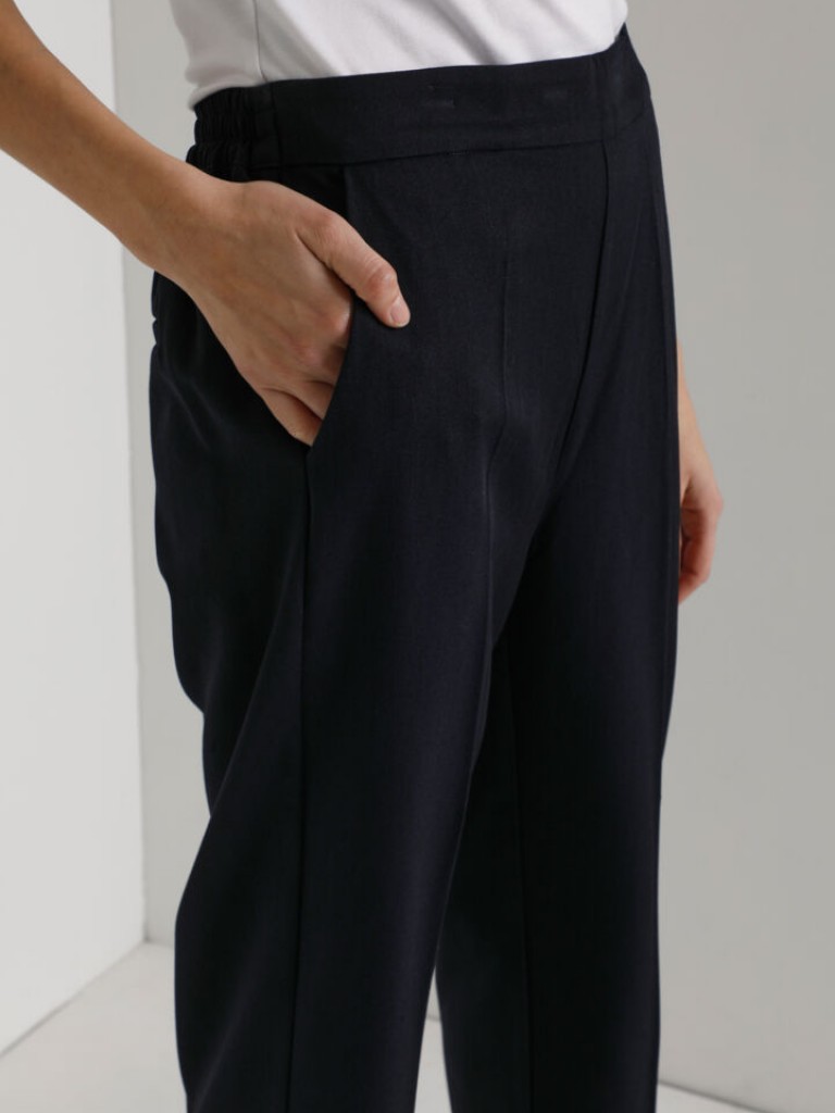 KASAKURA CROPPED PANTS