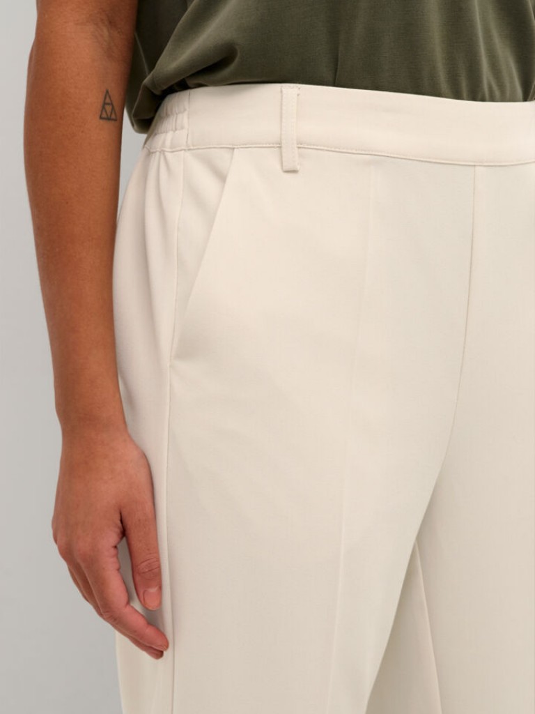 KASAKURA CROPPED PANTS